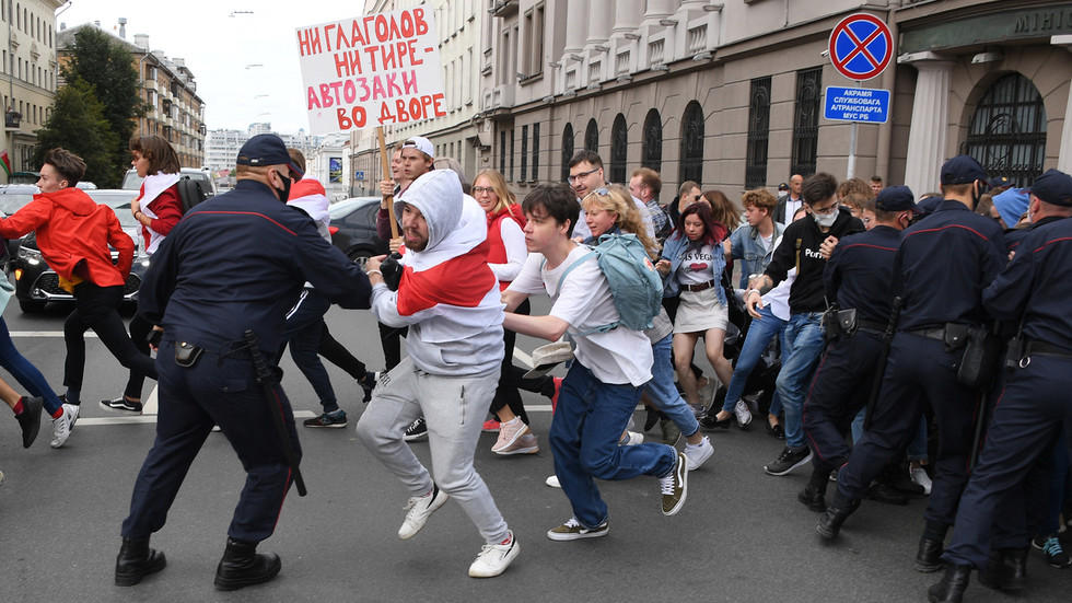 Западная сеть готовит переворот в Беларуси – российская разведка – RT Россия и бывший Советский Союз
