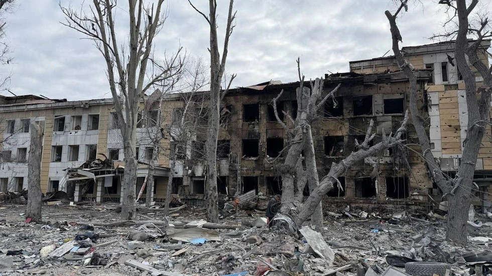 Неужели Украина думает, что всех отвлекает Иран? — RT Россия и бывший Советский Союз